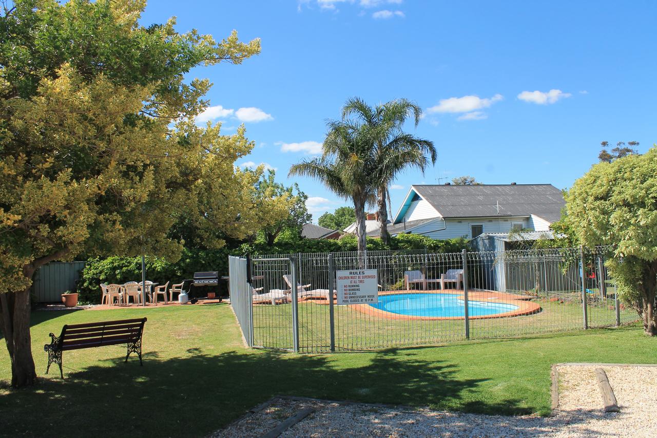 Bonn VIC Accommodation Mermaid Beach