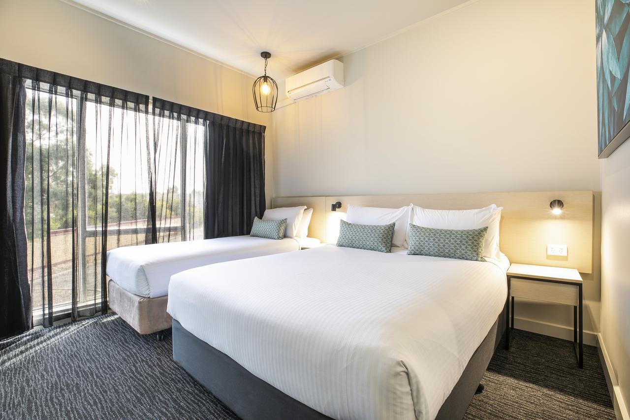 Thomastown VIC Accommodation Mermaid Beach