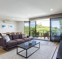 Blairgowrie Apartment 2 - on the beach - Accommodation Mermaid Beach