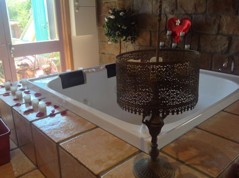 Ditto Daddy's - Accommodation Mermaid Beach 12