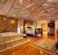 Ditto Daddy's - Accommodation Mermaid Beach