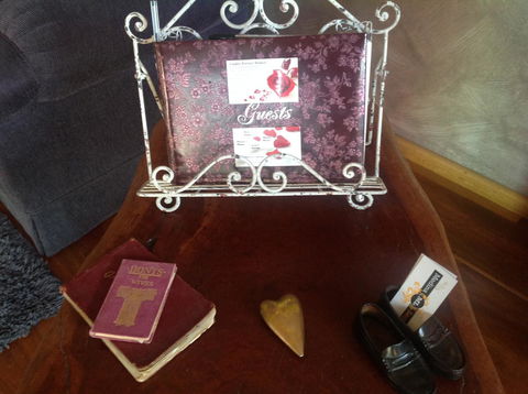 Ditto Daddy's - Accommodation Mermaid Beach 1