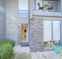 Stylish 3 Bedroom Condo - Accommodation Mermaid Beach