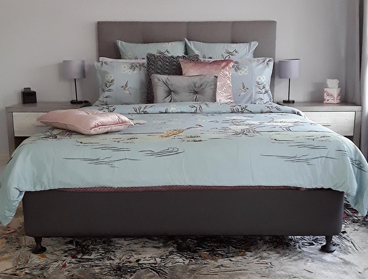Bentley Park QLD Accommodation Mermaid Beach