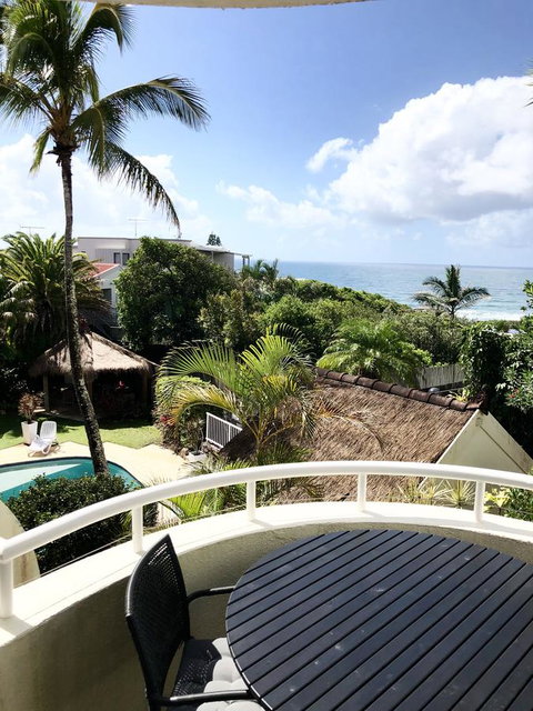 Sunshine Beach Luxe Apartment - Accommodation Mermaid Beach 25