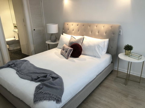 Sunshine Beach Luxe Apartment - Accommodation Mermaid Beach 14