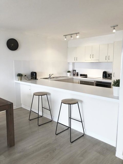 Sunshine Beach Luxe Apartment - Accommodation Mermaid Beach 5