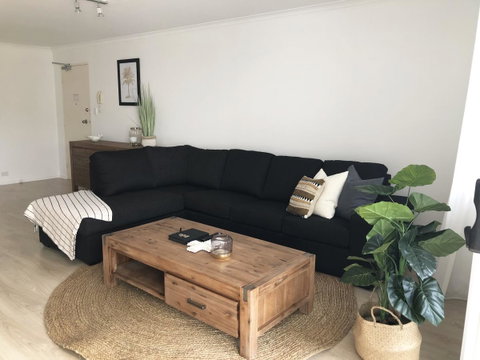 Sunshine Beach Luxe Apartment - Accommodation Mermaid Beach 20