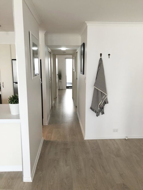 Sunshine Beach Luxe Apartment - Accommodation Mermaid Beach 8