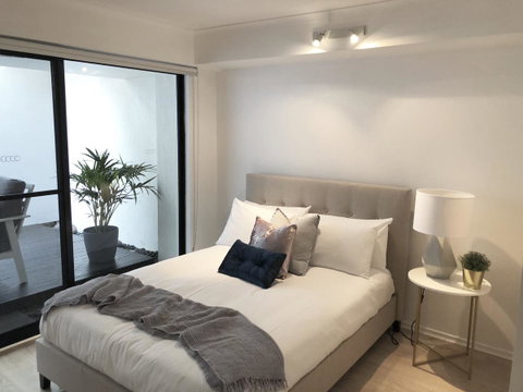 Sunshine Beach Luxe Apartment - Accommodation Mermaid Beach 10