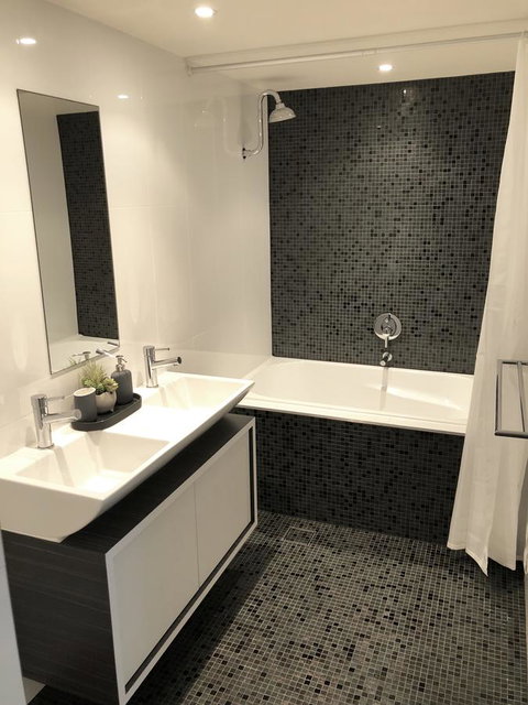Sunshine Beach Luxe Apartment - Accommodation Mermaid Beach 16