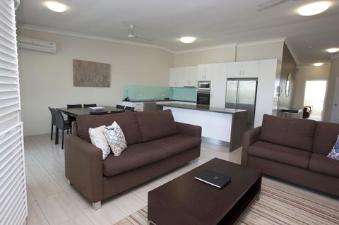 Mariners North Holiday Apartments - Accommodation Mermaid Beach 37
