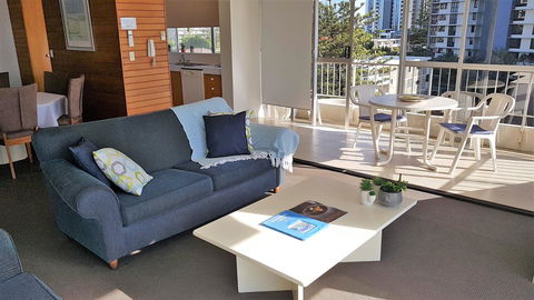 Surfers Chalet - Accommodation Mermaid Beach 19
