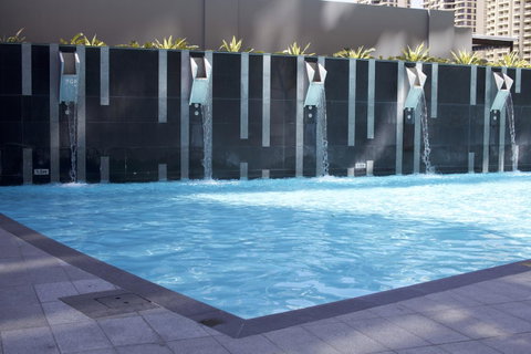 Circle Luxury Holidays - Accommodation Mermaid Beach 18