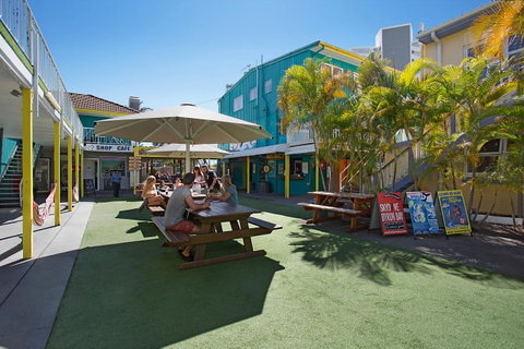 Backpackers In Paradise 18-35 Hostel - Accommodation Mermaid Beach 15
