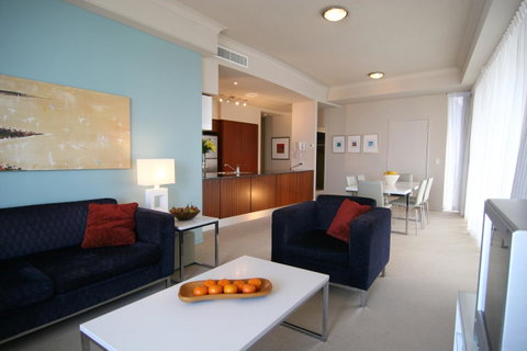 Mantra Towers Of Chevron - Accommodation Mermaid Beach 17