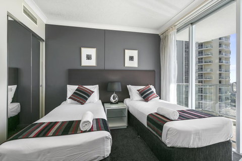 Mantra Towers Of Chevron - Accommodation Mermaid Beach 21