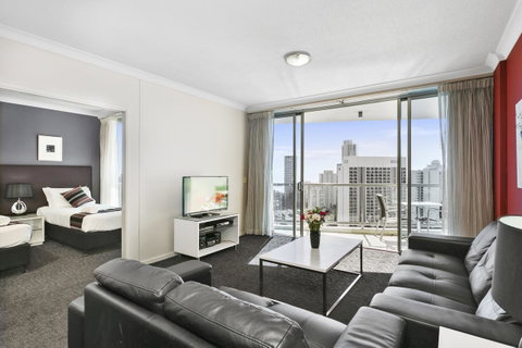 Mantra Towers Of Chevron - Accommodation Mermaid Beach 20