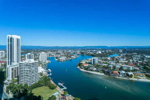 Mantra Towers Of Chevron - Accommodation Mermaid Beach 12
