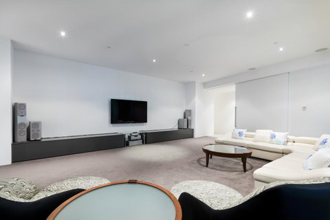 Q1 Resort & Spa - Official - Accommodation Mermaid Beach 41