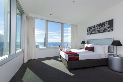 Q1 Resort & Spa - Official - Accommodation Mermaid Beach 25