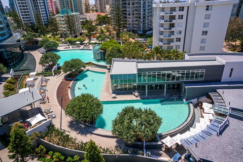 Q1 Resort & Spa - Official - Accommodation Mermaid Beach 2