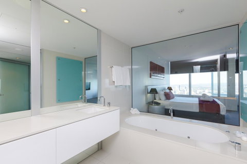 Q1 Resort & Spa - Official - Accommodation Mermaid Beach 39