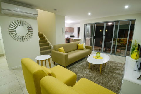 Direct Collective - Breeze On Brightwater - Accommodation Mermaid Beach 2