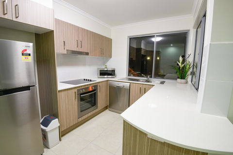 Direct Collective - Breeze On Brightwater - Accommodation Mermaid Beach 3