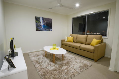 Direct Collective - Breeze On Brightwater - Accommodation Mermaid Beach 9