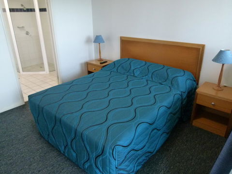 Madison Ocean Breeze Apartments - Accommodation Mermaid Beach 31