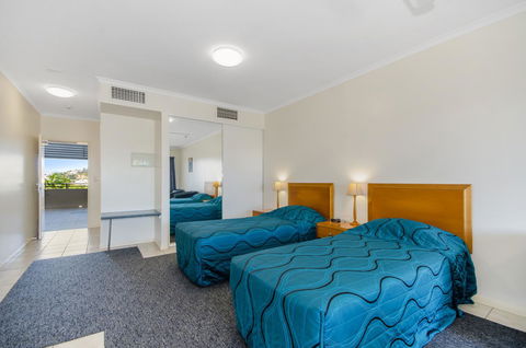 Madison Ocean Breeze Apartments - Accommodation Mermaid Beach 10