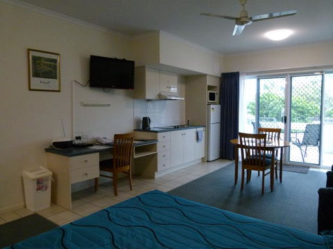 Madison Ocean Breeze Apartments - Accommodation Mermaid Beach 22