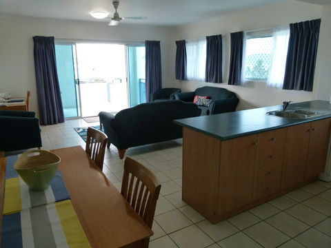Madison Ocean Breeze Apartments - Accommodation Mermaid Beach 25