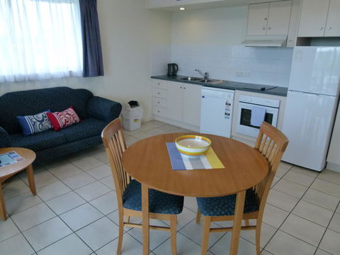 Madison Ocean Breeze Apartments - Accommodation Mermaid Beach 23