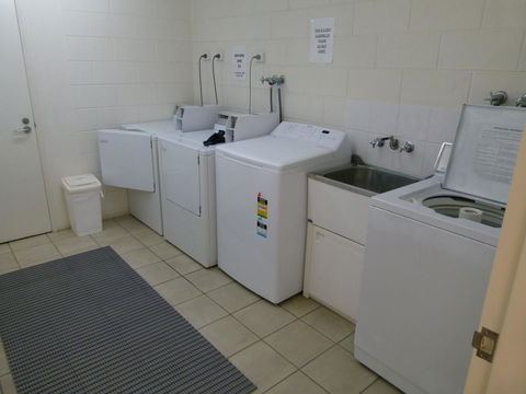 Madison Ocean Breeze Apartments - Accommodation Mermaid Beach 36