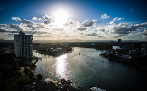 Tiki Hotel Apartments Surfers Paradise - Accommodation Mermaid Beach 2