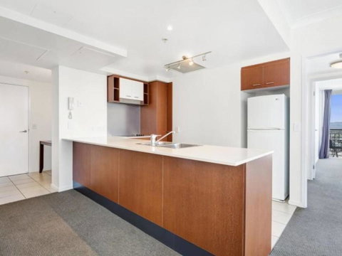 Beach Stay - Ocean & Riverview Resort Chevron Renaissance Central Surfers Paradise - Accommodation Mermaid Beach 11