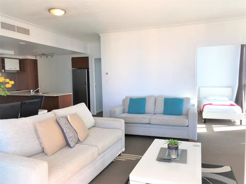 Beach Stay - Ocean & Riverview Resort Chevron Renaissance Central Surfers Paradise - Accommodation Mermaid Beach 19