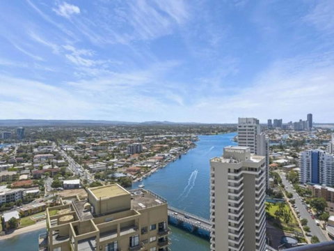 Beach Stay - Ocean & Riverview Resort Chevron Renaissance Central Surfers Paradise - Accommodation Mermaid Beach 15