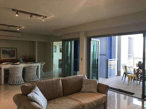 Proximity Waterfront Apartments - Accommodation Mermaid Beach 17