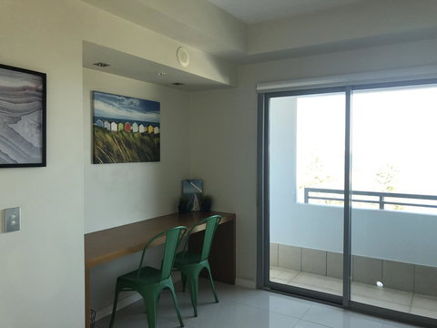 Proximity Waterfront Apartments - Accommodation Mermaid Beach 18