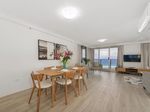 Sunbird Beach Resort Main Beach - Accommodation Mermaid Beach 33