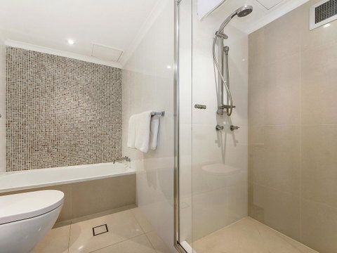 Sunbird Beach Resort Main Beach - Accommodation Mermaid Beach 20