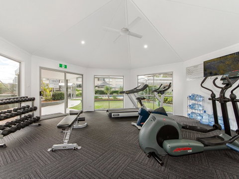 Sunbird Beach Resort Main Beach - Accommodation Mermaid Beach 40