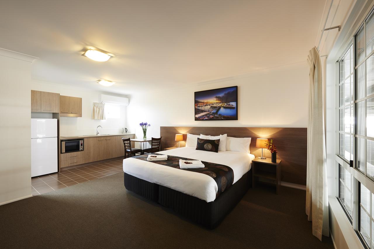 Bundaberg West QLD Accommodation Mermaid Beach