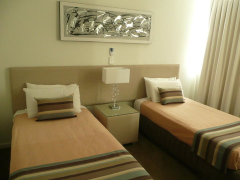 Grosvenor Beachfront Apartments Surfers Paradise - Accommodation Mermaid Beach 20