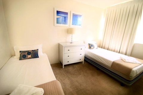 Grosvenor Beachfront Apartments Surfers Paradise - Accommodation Mermaid Beach 35