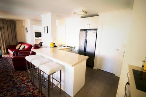 Grosvenor Beachfront Apartments Surfers Paradise - Accommodation Mermaid Beach 4