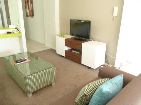 Grosvenor Beachfront Apartments Surfers Paradise - Accommodation Mermaid Beach 24